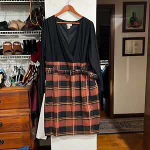 Monroe & Main bodycon dress
